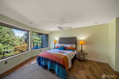 1406 Evergreen Park Lane SW, Olympia, WA 98502 - Photo 18