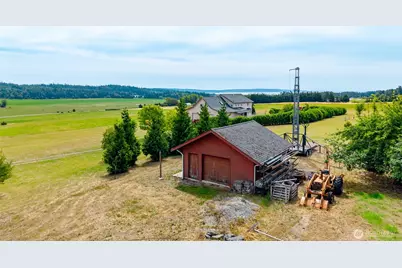 1049 Burchell Road, Coupeville, WA 98239 - Photo 32