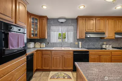 1049 Burchell Road, Coupeville, WA 98239 - Photo 12
