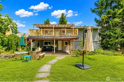 7020 E Homestead Court, Tacoma, WA 98404 - Photo 4