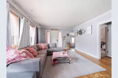 203 N Emerson Avenue, Wenatchee, WA 98801 - Photo 18