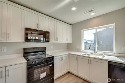 2010 Henderson Way, Longview, WA 98632 - Photo 14