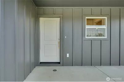 2010 Henderson Way, Longview, WA 98632 - Photo 2