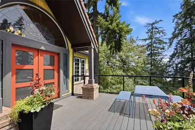 4739 Fernridge Lane, Mercer Island, WA 98040 - Photo 4