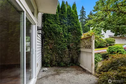 12440 NE 7th Place, Bellevue, WA 98005 - Photo 10
