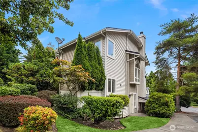 12440 NE 7th Place, Bellevue, WA 98005 - Photo 2