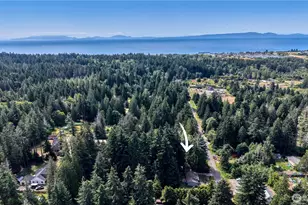 256 Windsor Dr, Point Roberts, WA 98281 - Photo 2
