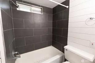 1036 110th St S, Tacoma, WA 98444 - Photo 14