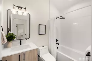 14338 Bagley Ave N, Seattle, WA 98133 - Photo 18