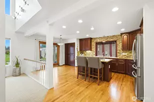 13945 SE 159th Pl, Renton, WA 98058 - Photo 12