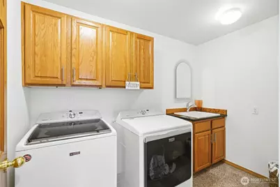 13945 SE 159th Place, Renton, WA 98058 - Photo 24