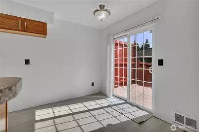 2013 Bush Avenue NW, Olympia, WA 98502 - Photo 8