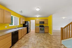 21284 Brevik Pl NW, Poulsbo, WA 98370 - Photo 6