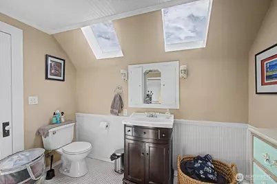 304 Spruce Street E, Ilwaco, WA 98624 - Photo 26