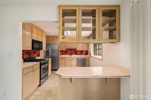 16252 13th Ave SW, Burien, WA 98166 - Photo 14