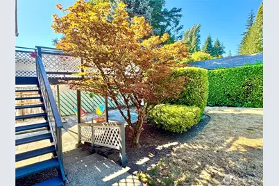 14820 NE 12th Street, Bellevue, WA 98007 - Photo 32