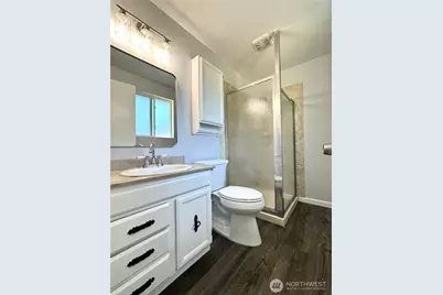 14820 NE 12th Street, Bellevue, WA 98007 - Photo 16
