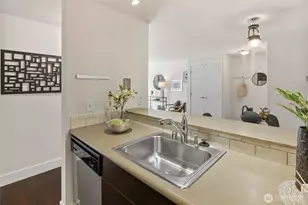 3401 Wallingford Ave N, Seattle, WA 98103 - Photo 12