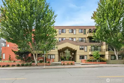 3401 Wallingford Avenue N #401, Seattle, WA 98103 - Photo 1