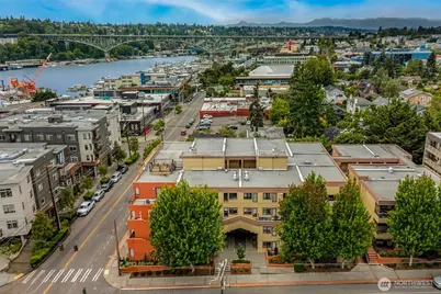 3401 Wallingford Avenue N #401, Seattle, WA 98103 - Photo 24