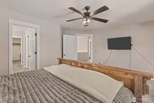 10205 216th Ave E, Bonney Lake, WA 98391 - Photo 18