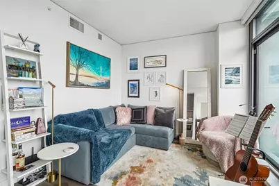 2510 6th Avenue #1706, Seattle, WA 98121 - Photo 2