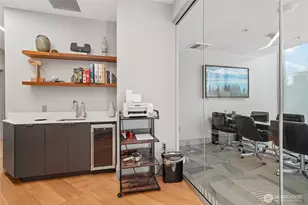 2510 6th Ave, Seattle, WA 98121 - Photo 28