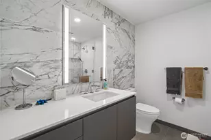 2510 6th Ave, Seattle, WA 98121 - Photo 8