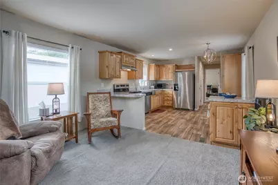 2010 Broadway Avenue #9, Hoquiam, WA 98550 - Photo 6
