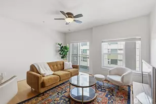 1026 NE 65th St, Seattle, WA 98115 - Photo 8