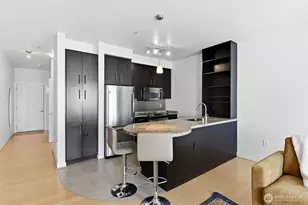 1026 NE 65th St, Seattle, WA 98115 - Photo 10