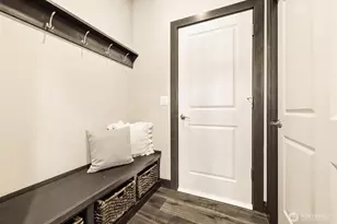 19311 Meridian Dr SE, Bothell, WA 98012 - Photo 18