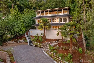 9674 50th Avenue SW, Seattle, WA 98136 - Photo 1
