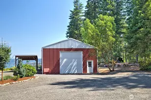 551 E Hyland Dr, Union, WA 98592 - Photo 32