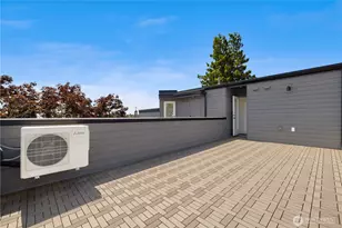 7009 9th Ave NE, Seattle, WA 98115 - Photo 22