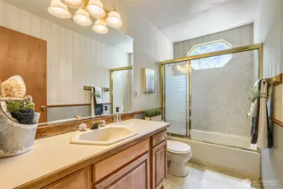 7637 NE 165th Street, Kenmore, WA 98028 - Photo 12