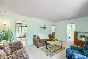 7637 NE 165th St, Kenmore, WA 98028 - Photo 6