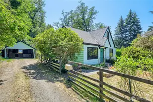 7637 NE 165th St, Kenmore, WA 98028 - Photo 4