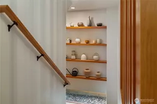164 McGraw St, Seattle, WA 98109 - Photo 22