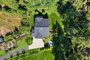 13874 Lavigne Ct NE, Bainbridge Island, WA 98110 - Photo 28