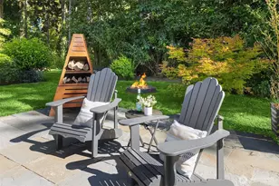 13874 Lavigne Ct NE, Bainbridge Island, WA 98110 - Photo 2