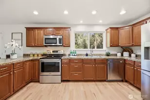 18815 176th Ave NE, Woodinville, WA 98072 - Photo 10