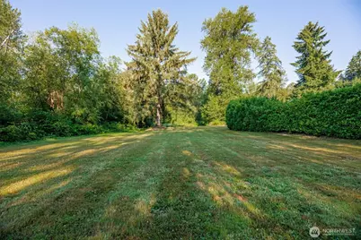 18815 176th Avenue NE, Woodinville, WA 98072 - Photo 30