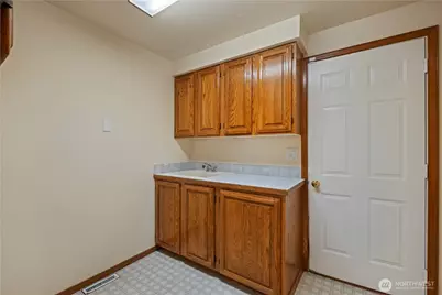 544 SW Muzzall Street, Oak Harbor, WA 98277 - Photo 20