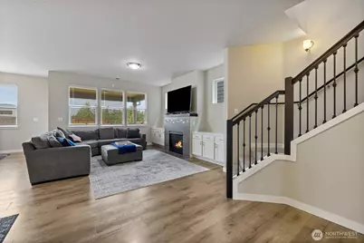 16028 77th Avenue Ct E, Puyallup, WA 98375 - Photo 4