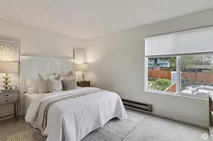 8800 20th Ave NE, Seattle, WA 98115 - Photo 14