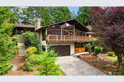 7416 Mercer Terrace Drive, Mercer Island, WA 98040 - Photo 2