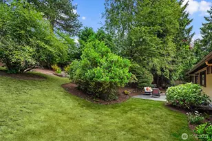7416 Mercer Terrace Dr, Mercer Island, WA 98040 - Photo 36