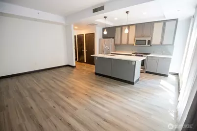2716 Elliott Ave #405, Seattle, WA 98121 - Photo 2