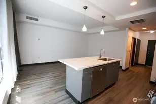 2716 Elliott Ave, Seattle, WA 98121 - Photo 6